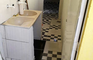 Imagem: A casa possui 2 Dormitórios, 1 Banheiro, 50m² de Área e