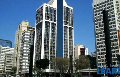 Imagem: O depósito possui 1 Vaga na garagem, 113m² de Área e está