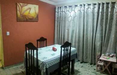 Imagem: A casa possui 2 Dormitórios, 1 Banheiro e 80m² de Área e