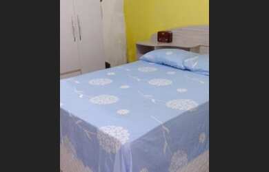 Imagem: A casa possui 2 Dormitórios, 1 Banheiro, 1 Vaga na garagem