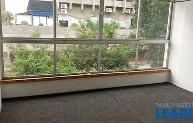 Imagem: O depósito possui 150m² de Área e está localizado em Jardim