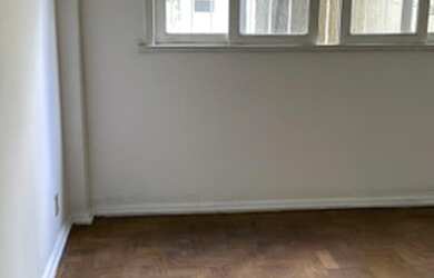 Imagem: A casa possui 1 Dormitório, 1 Banheiro e está localizado