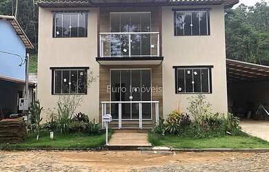 Imagem: A casa em condomínio possui 3 Dormitórios, 4 Banheiros, 2