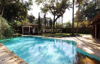 Imagem: A casa em condomínio possui 4 Dormitórios, 5 Banheiros, 5