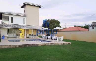 Imagem: A casa em condomínio possui 4 Dormitórios, 4 Banheiros, 5