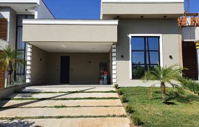 Imagem: A casa em condomínio possui 3 Dormitórios, 5 Banheiros, 2