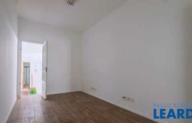 Imagem 14: SOBRADO - PINHEIROS - SP. Churrasqueira, Ar-condicionado, Área de serviçoe250m²...