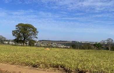 Imagem 1: Lote no Condomínio Vinhas Flamboyant, entre Portal do Sol e Bolonha,...