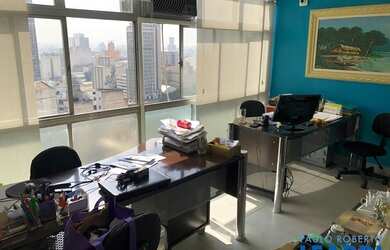 Imagem: O depósito possui 299m² de Área e está localizado em Centro