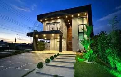 Imagem: A casa em condomínio possui 5 Dormitórios, 5 Banheiros, 4