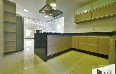 Imagem 7: Casa no Condomínio Eco Village II com 4 Quartos e 3 Vagas