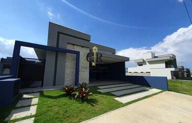 Imagem: A casa em condomínio possui 3 Dormitórios, 3 Banheiros, 4