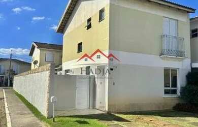 Imagem: A casa em condomínio possui 3 Dormitórios, 3 Banheiros, 2