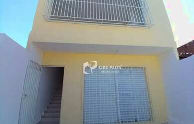 Imagem: A casa possui 3 Dormitórios, 2 Banheiros, 138m² de Área e