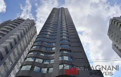 Imagem: O apartamento possui 4 Dormitórios, 5 Banheiros, 4 Vagas na