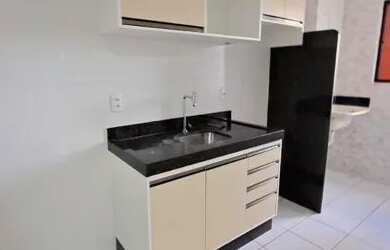 Imagem 2: Apartamento 2 quartos, sem suíte, com projetados na cozinha e banheiro....