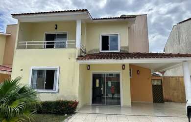 Imagem: A casa em condomínio possui 4 Dormitórios, 5 Banheiros, 4