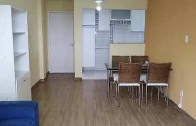 Imagem: O apartamento possui 2 Dormitórios, 1 Banheiro, 1 Vaga na garagem