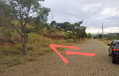 Imagem: O terreno possui 180m² de Área e está localizado em Morada