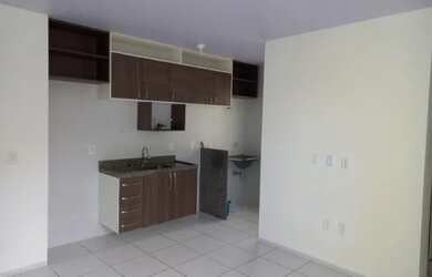 Imagem: O apartamento possui 3 Dormitórios, 1 Banheiro, 1 Vaga na garagem