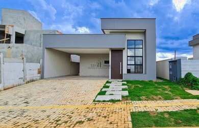 Imagem: A casa em condomínio possui 3 Dormitórios, 4 Banheiros, 4