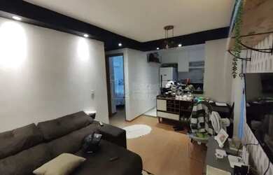 Imagem: O apartamento possui 2 Dormitórios, 1 Banheiro, 1 Vaga na garagem