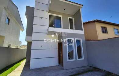 Imagem: A casa possui 3 Dormitórios, 3 Banheiros, 2 Vagas na garagem