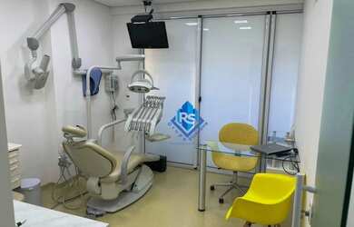 Imagem: O depósito possui 1 Vaga na garagem, 45m² de Área e está