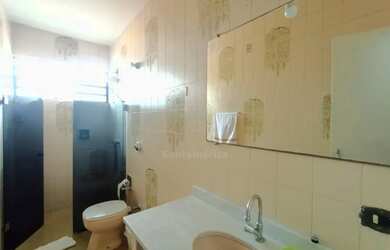 Imagem 8: Casa para alugar na Região Central de Londrina com 5 quartos próxima ao Country Club