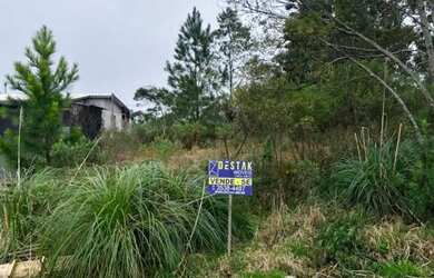 Imagem: O terreno possui 330m² de Área e está localizado em Diamantino