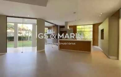 Imagem: A casa em condomínio possui 2 Dormitórios, 5 Banheiros, 4