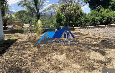 Imagem 2: Terreno com casa em Maricá