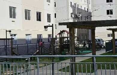 Imagem: O apartamento possui 2 Dormitórios, 1 Banheiro, 1 Vaga na garagem