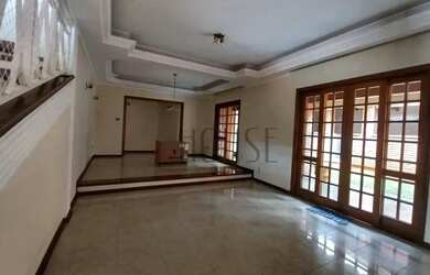 Imagem: A casa em condomínio possui 3 Dormitórios, 5 Banheiros, 4