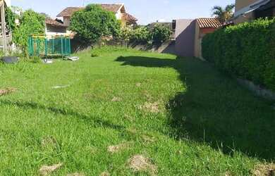 Imagem: Terreno plano de 396m dentro do Condomínio Varzea Green