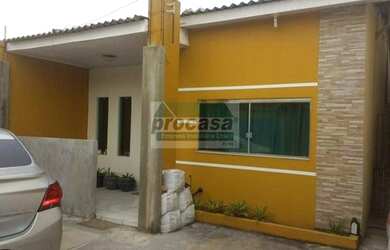 Imagem: A casa possui 2 Dormitórios, 2 Banheiros, 2 Vagas na garagem