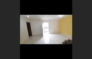 Imagem: A casa possui 2 Dormitórios, 1 Banheiro e está localizado