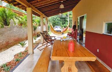 Imagem: A casa em condomínio possui 3 Dormitórios, 4 Banheiros, 4