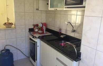 Imagem 2: Living Amplo a 2 Quadras da Praia no Gonzaguinha, São Vicente