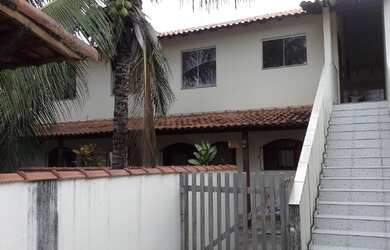 Imagem: A casa possui 2 Dormitórios, 1 Banheiro, 1 Vaga na garagem