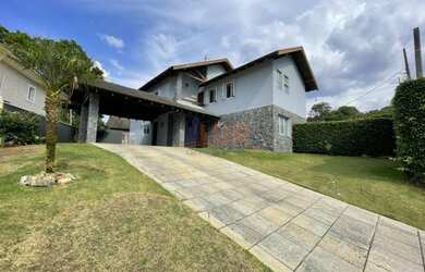 Imagem: A casa à venda possui 5 Dormitórios, 5 Banheiros, 5 Vagas