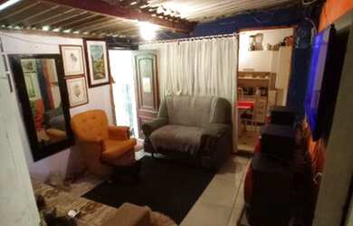 Imagem 2: Casa a Venda. 1 Banheiroe3 Dormitórios