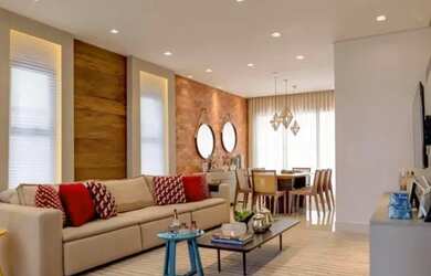 Imagem: A casa possui 3 Dormitórios, 1 Banheiro, 2 Vagas na garagem