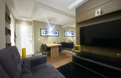 Imagem: O apartamento possui 2 Dormitórios, 1 Banheiro, 1 Vaga na garagem