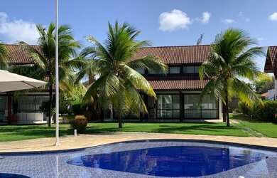 Imagem: A casa em condomínio possui 4 Dormitórios, 5 Banheiros, 4