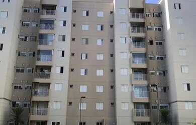 Imagem: O apartamento possui 3 Dormitórios, 1 Banheiro, 1 Vaga na garagem