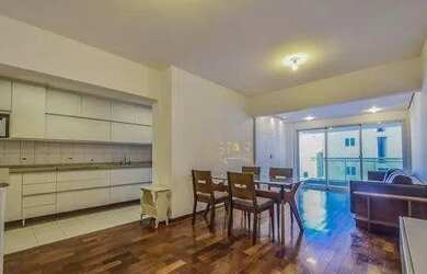 Imagem: O apartamento possui 2 Dormitórios, 3 Banheiros, 2 Vagas na