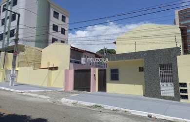 Imagem: A casa para alugar possui 1 Dormitório, 2 Banheiros, 1 Vaga