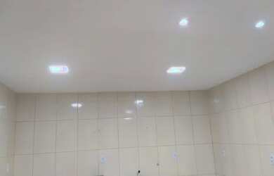 Imagem: A casa possui 2 Dormitórios, 2 Banheiros, 1 Vaga na garagem