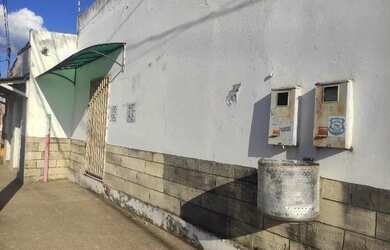 Imagem: O depósito está localizado em Estação Experimental, Rio